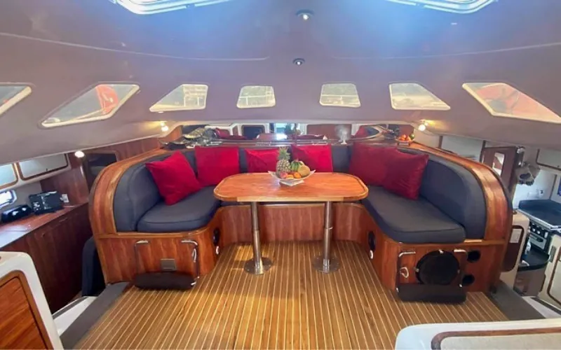 Catamaran travel Charter Palawan Coron (42)