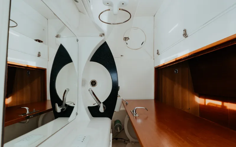 Leopard Catamaran for rent Puerto Galera (37)