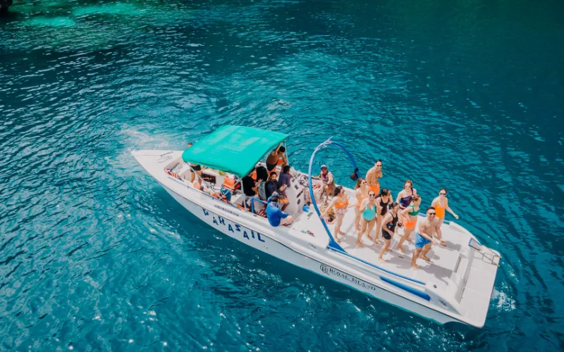 Speedboat Rental Coron (5)