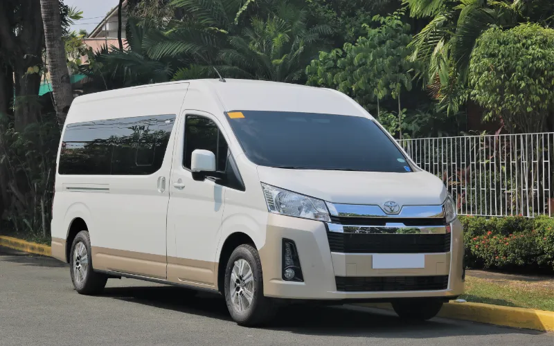 Toyota Tourer for Rent Manila (72)