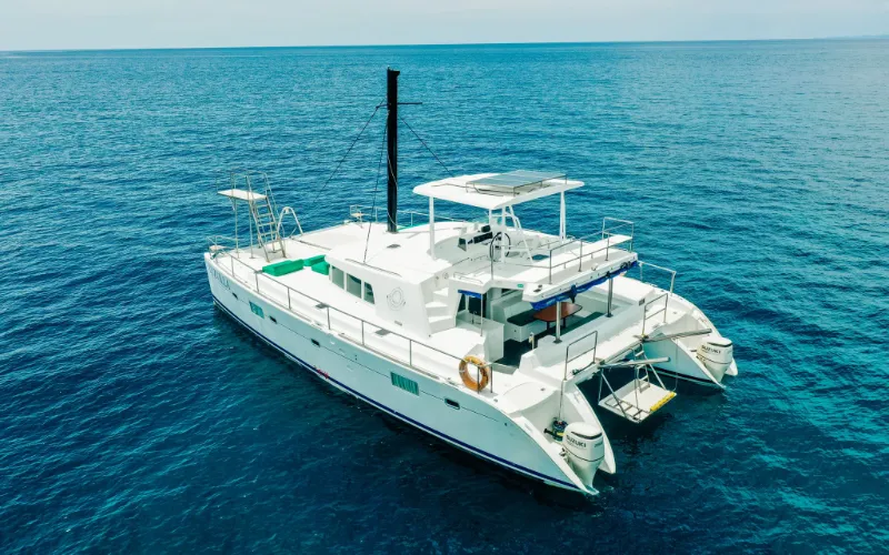 Yacht Catamaran rental Boracay (18)