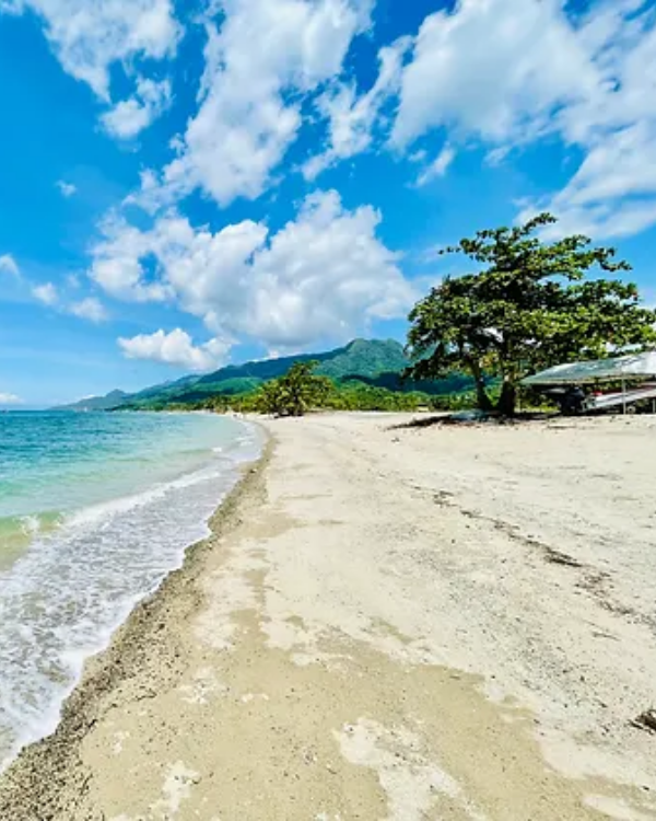 Yacht-Destination-Laiya