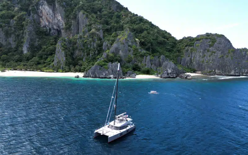 Sunreef - Black Island (4)