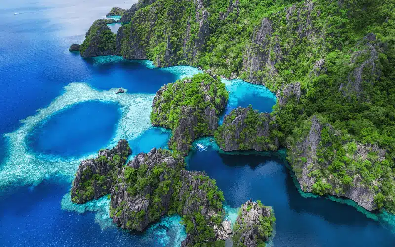 coron-barracuda-lake-banner