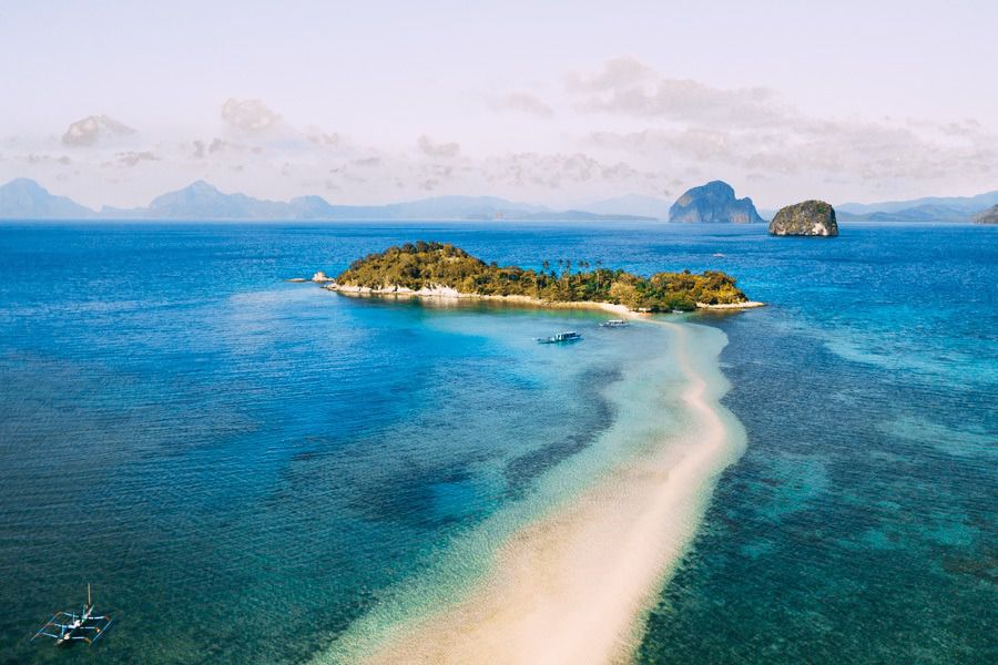 Snake Island Yacht Rental (1)