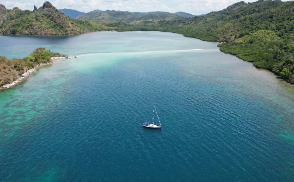 Snake Island Yacht Rental (9)