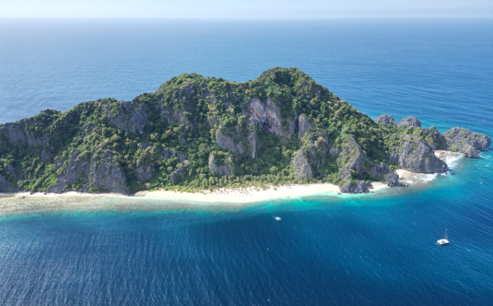 Sunreef - Black Island (3)