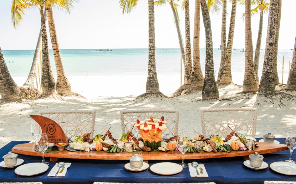 boodle-fight-in-boracay-web-1024x683 (3)
