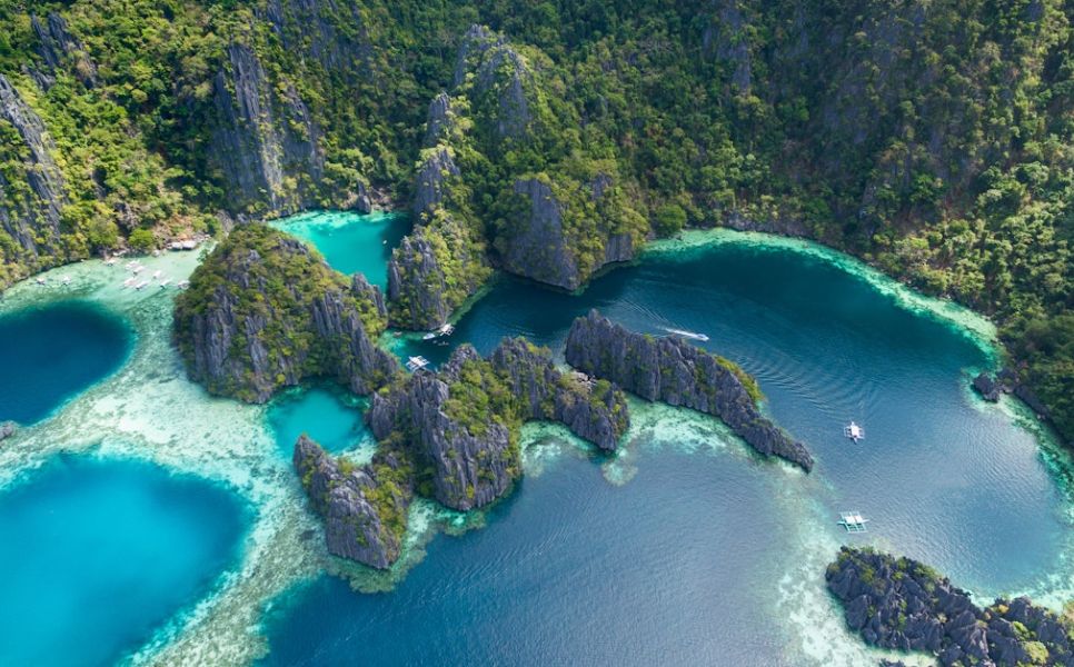 twin-lagoon-coron-palawan