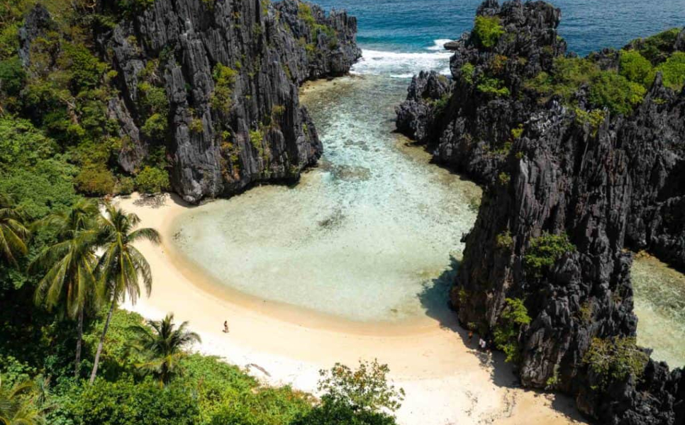 Secret-Beach-El-Nido (1)