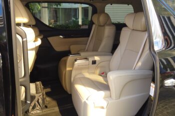 Toyota Alphard 2019 - Image 8