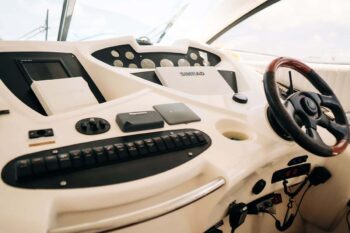 Sunseeker 64 - Image 4