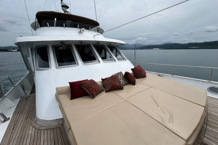 Benetti Navetta 26D - Image 19
