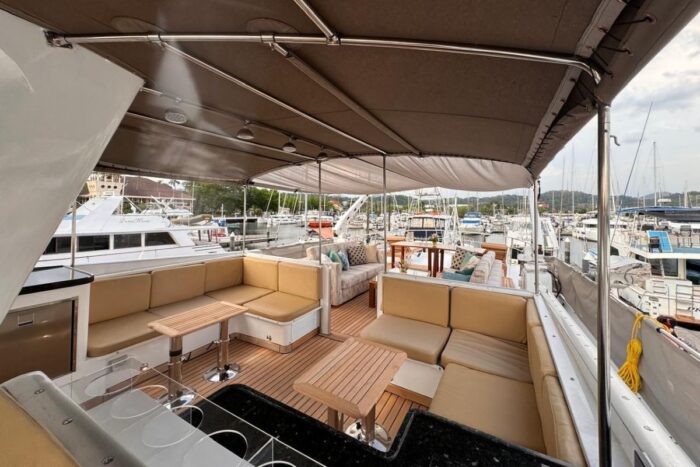 Benetti Navetta 26D - Image 25