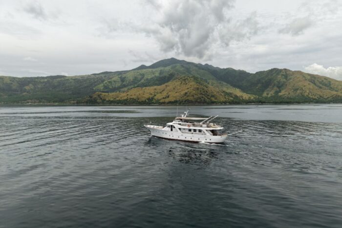 Benetti Navetta 26D - Image 9