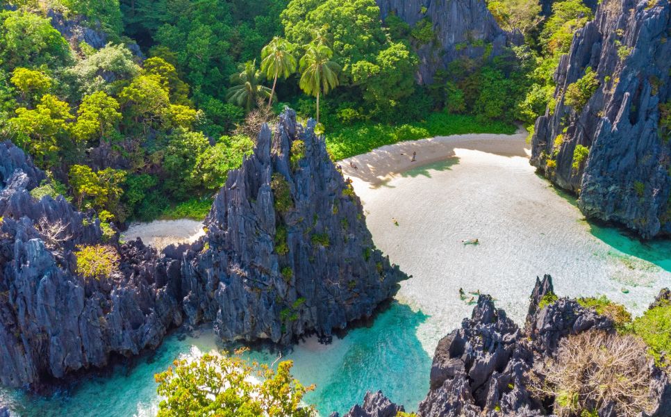 hidden-beach2-1.jpg