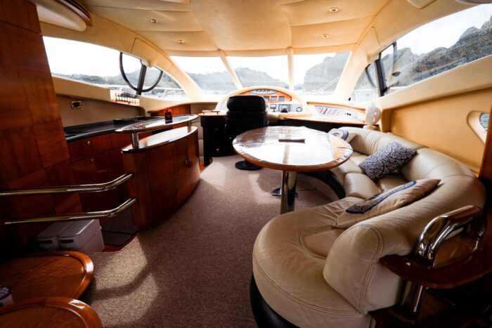 Azimut 55 - Image 7
