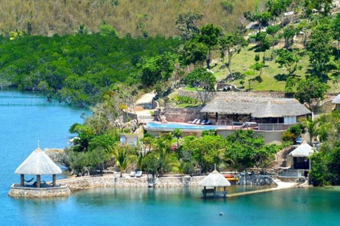 Ekhaya Private Villas & Suites - Image 15