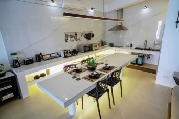 Ekhaya Private Villas & Suites - Image 9