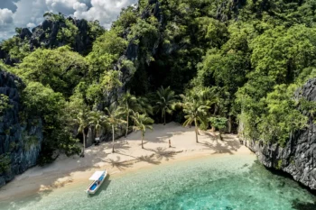 Floral Island Resort - Image 3