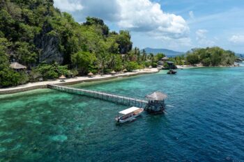 Floral Island Resort - Image 2