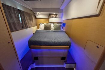 Lagoon 400 2010 - Image 15