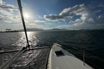 Lagoon 400 2010 - Image 7