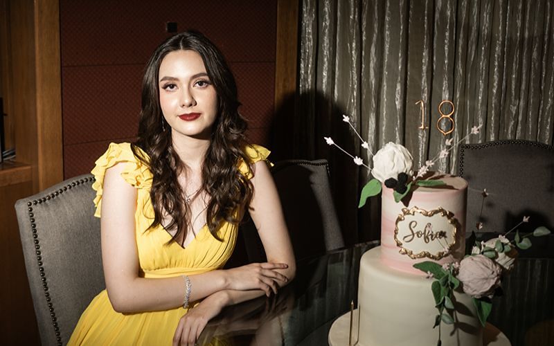 SOFIA DEBUT_SUNGLIDER 120_800X500 (2)