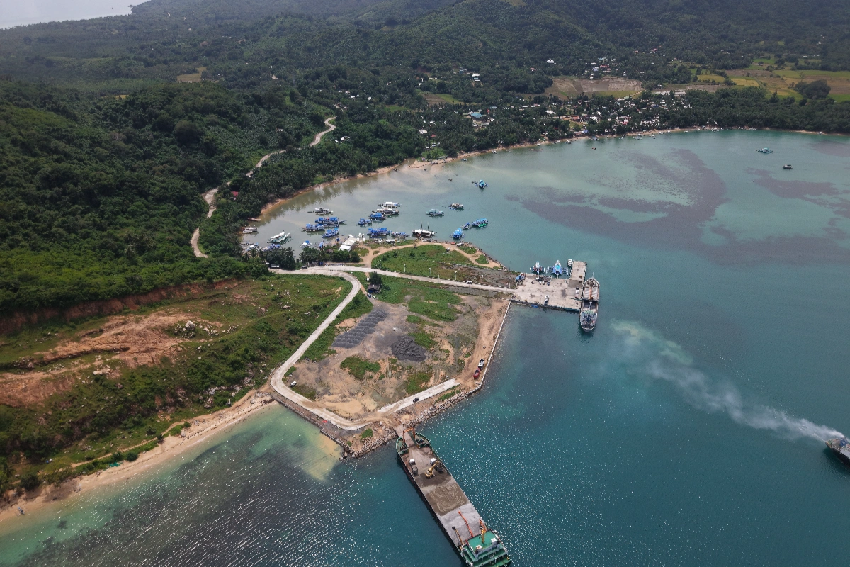 Dipnay-Pier-Image-5 San Fernando Dipnay Pier - Image 1