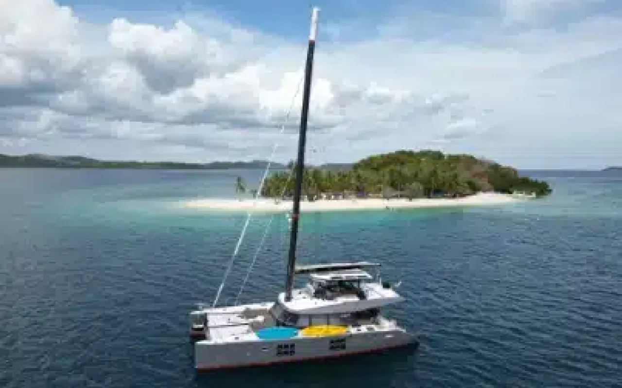 Sunreef 60 Loft Palawan 403x286