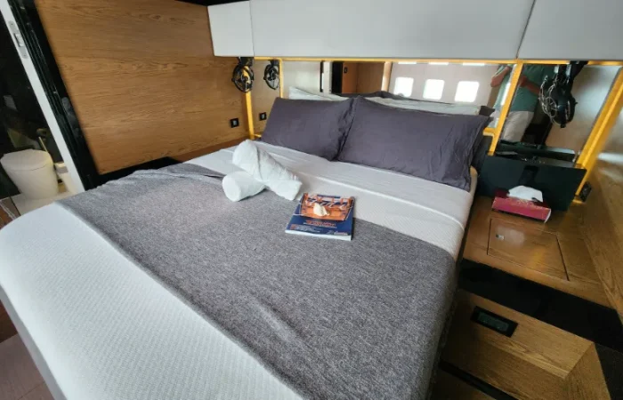 Sunreef Bedroom (7)